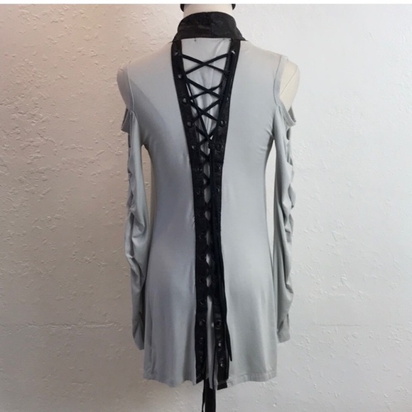 In search of salvage cardigan - Picture 2 of 2